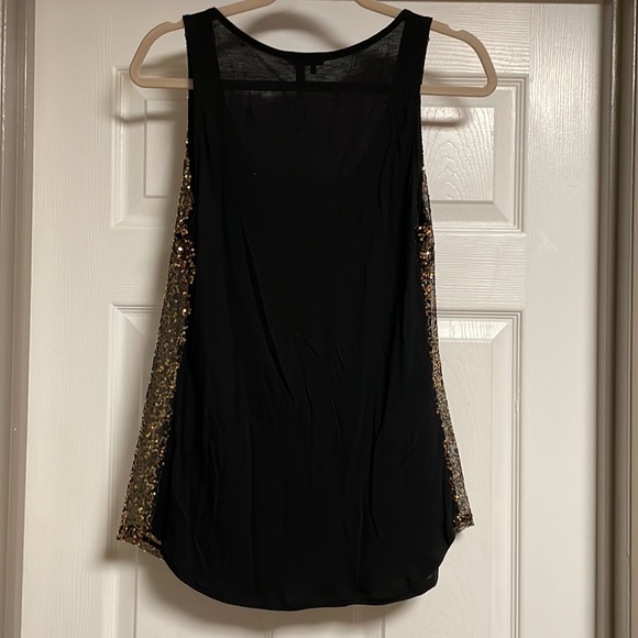 Manoukian Paris Black and Gold Sequin Front Tank Top Size Medium - Picture 2 of 4